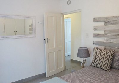 Dale road 598 ( Hole Inn One )