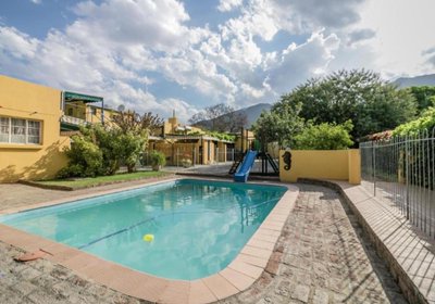 Profcon Country Cottages