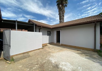Simbia Contractors Inn