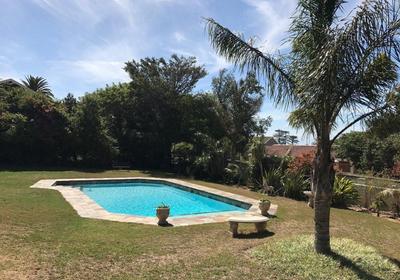 Lalapanzi Guest Lodge