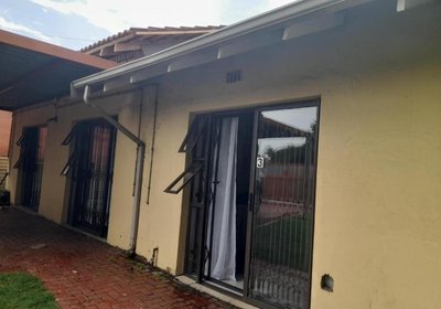 The Rose Self Catering Apartments