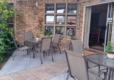 Dormio Manor Guest Lodge