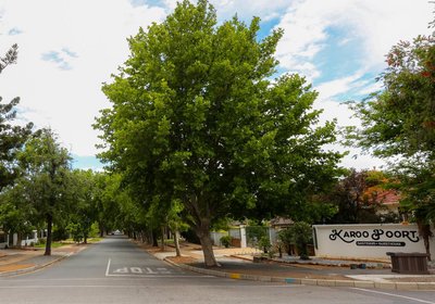 Karoo Poort Guesthouse