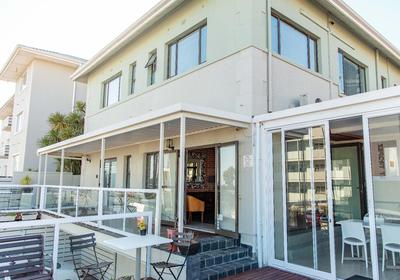 Leeuwenzee Guest House