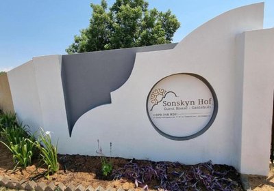 Sonskyn Hof Guest House