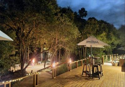 Kingfisher Creek Safari Lodge