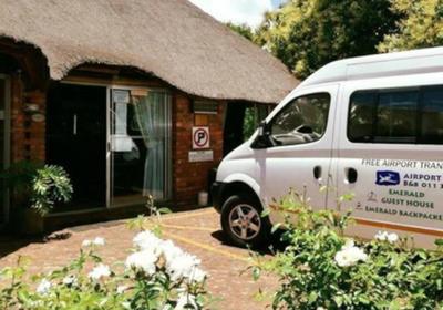 Airport Inn B&B and Emerald Guest House