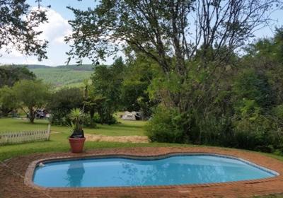 Mac Mac Forest Retreat