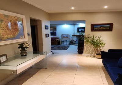 Jenvey House Self-catering Apartments