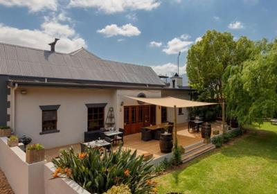 Sauvignon Country Lodge