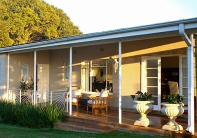 Sneezewood Farm B&B and Self-Catering Cottage