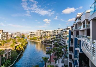 Mountain Marina Luxury Apartments