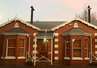 Tom's Place Guesthouse