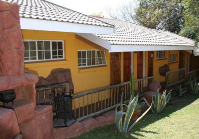 Flintstones Guest House Fourways