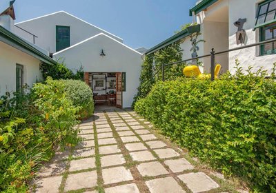 Stanford Valley Country Lodge