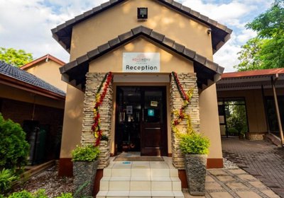 Hoyohoyo Chartwell Lodge