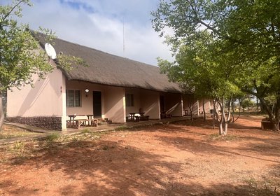 Lagai Roi Guesthouse