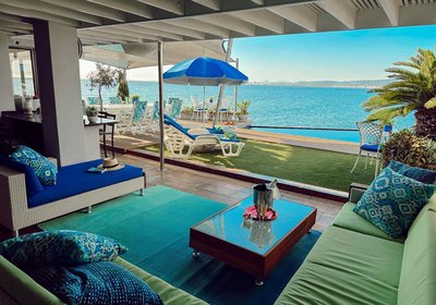 185 on BEACH Boutique Suites and Apartments