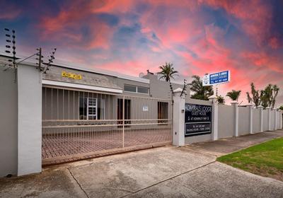 Admirals Lodge Guest House