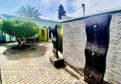 Atlantic Square Guesthouse