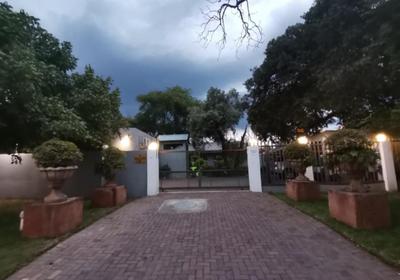 Bono Luxury Guesthouse