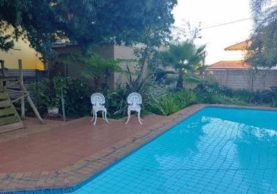 Love Joy Peace Cottage