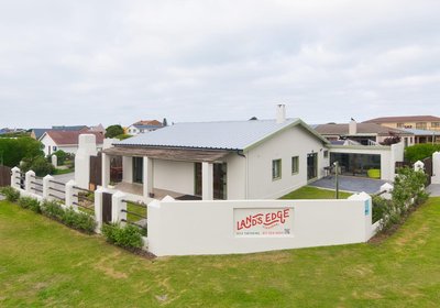 Land's Edge Struisbaai