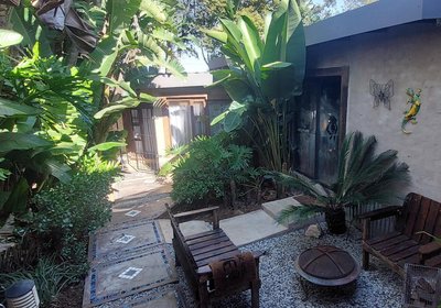 THE POT @ FAERIE GLEN, PRETORIA EAST