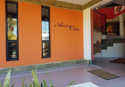  Absolute Castillo