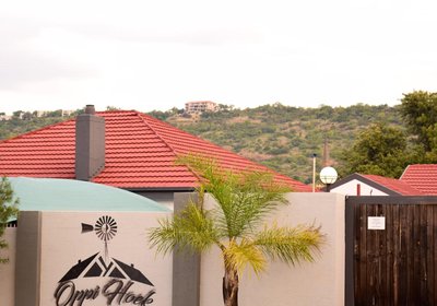 Oppi Hoek Guesthouse