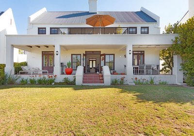 Winelands Golf Lodges 1 by HostAgents