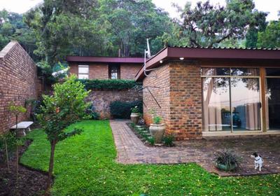 Mia Hills Guest House