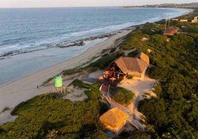 Mango Beach Lodge