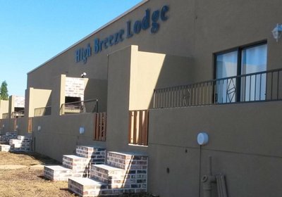 High Breeze Lodge