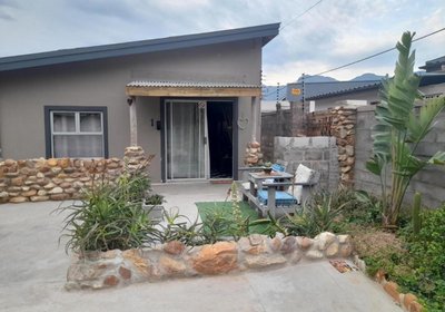 Angel 8 AirBnB Self-catering Accommodation