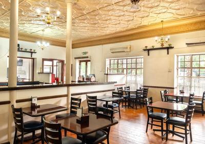 Karoo Country Inn Hotel