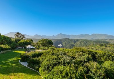 Hilltop Country Lodge