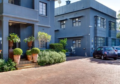 Life & Leisure Boutique Guest House