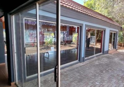 Tee Cee Marvelous Guesthouse