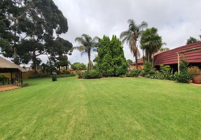 Mannah Executive Guest Lodge