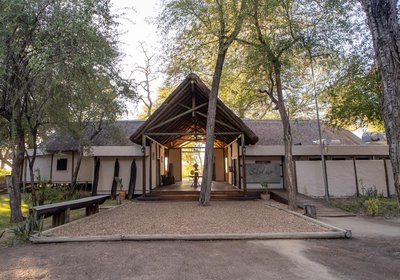 Shakawe River Lodge