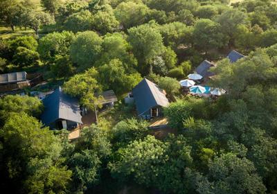 Umkumbe Bush Lodge Luxury Tented Camp