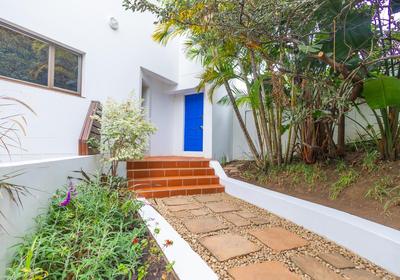 The Blue Door Guesthouse