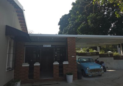 B Cubed Lodge and Restaurant