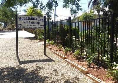 Mountainia Inn Self Catering