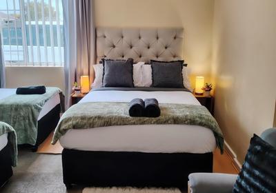 54 on 7th Newton Park