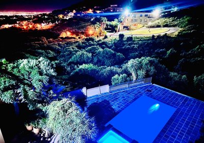 C and C Hotel Vibes CPT Plattekloof