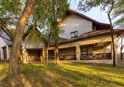 Eden Safari Country House, Waterhole