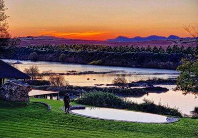 Tzamenkomst River Lodge