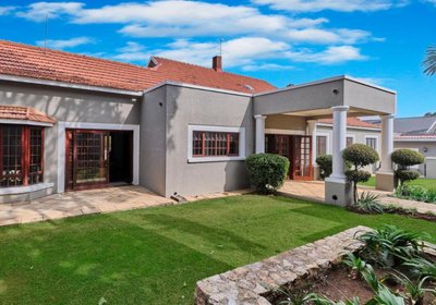 Rose Road Manor - Houghton Estate